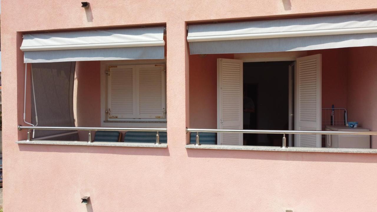 Appartement Molnar à Premantura Extérieur photo