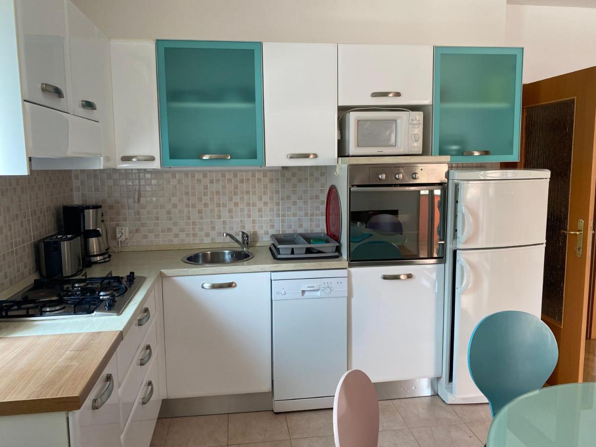 Appartement Molnar à Premantura Extérieur photo