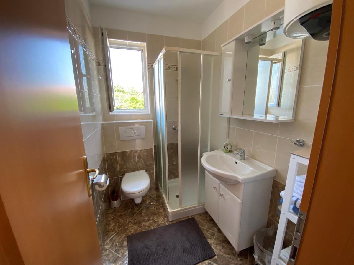 Appartement Molnar à Premantura Extérieur photo