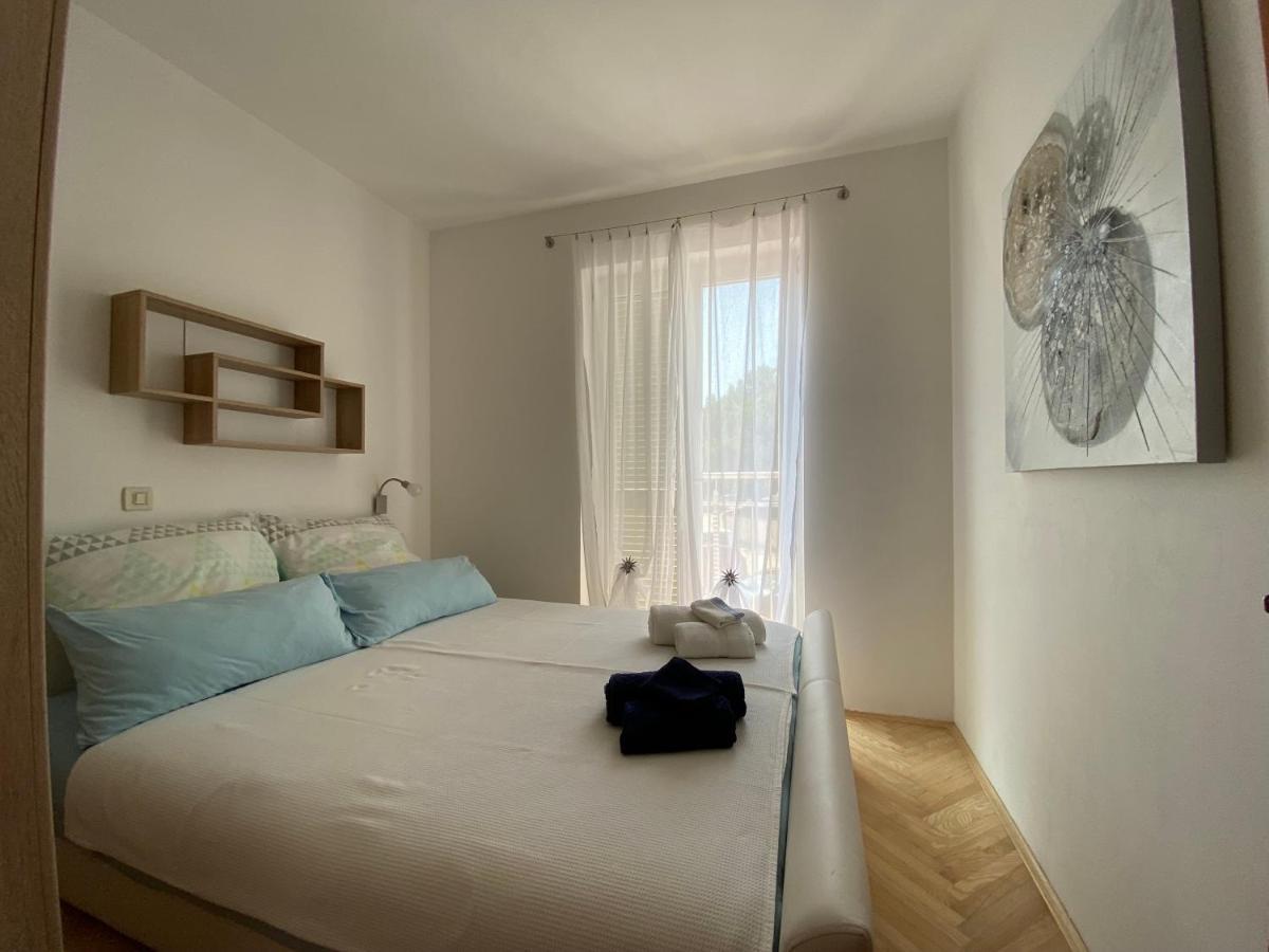 Appartement Molnar à Premantura Extérieur photo